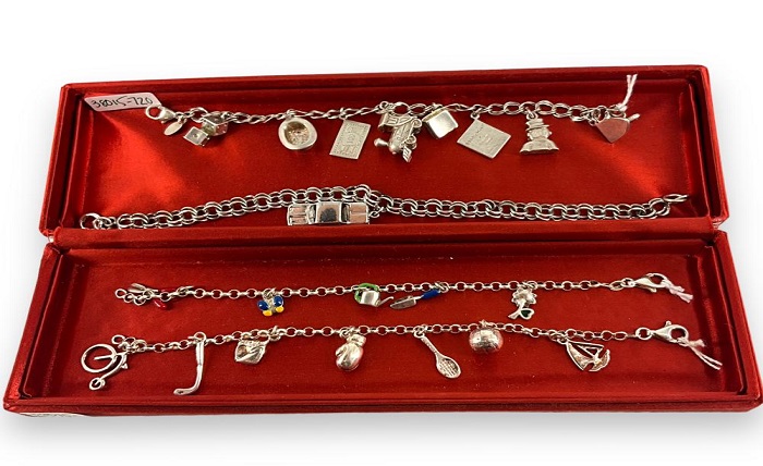 monopoly.jewellery